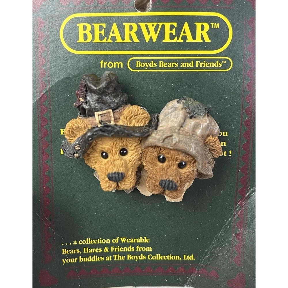 Bearwear Alden B. & Priscilla The Pilgrims Lapel Pin Brooch Boyds Bears 1995